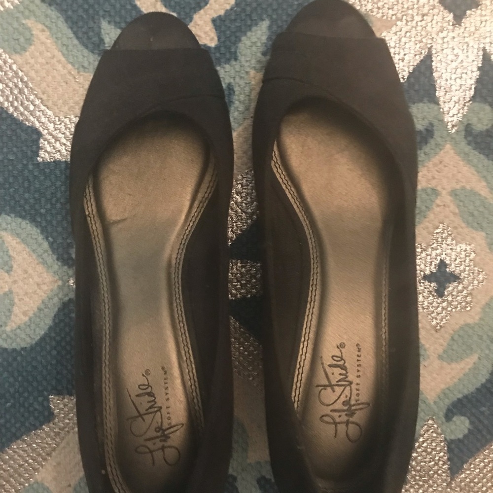 Open Toed Wedges - Picture 2 of 2